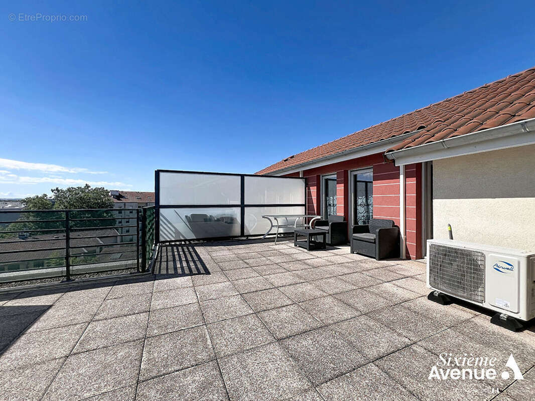 Appartement à VENISSIEUX