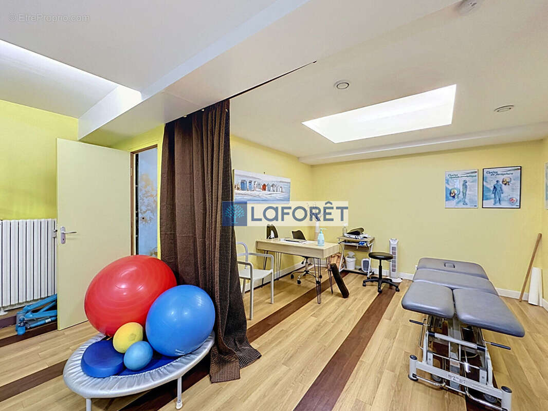 Local commercial Saint Dizier 93.06 m2 - photo 3