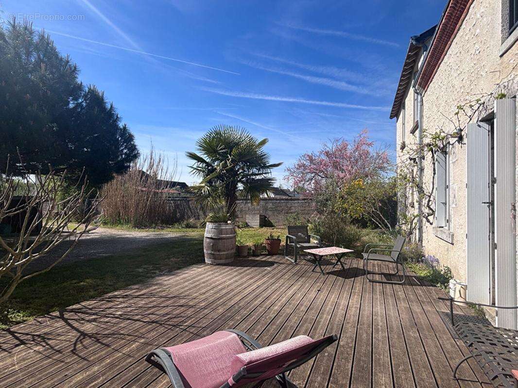 Maison ancienne Vineuil 5 pièce(s) 124 m2 - photo 2
