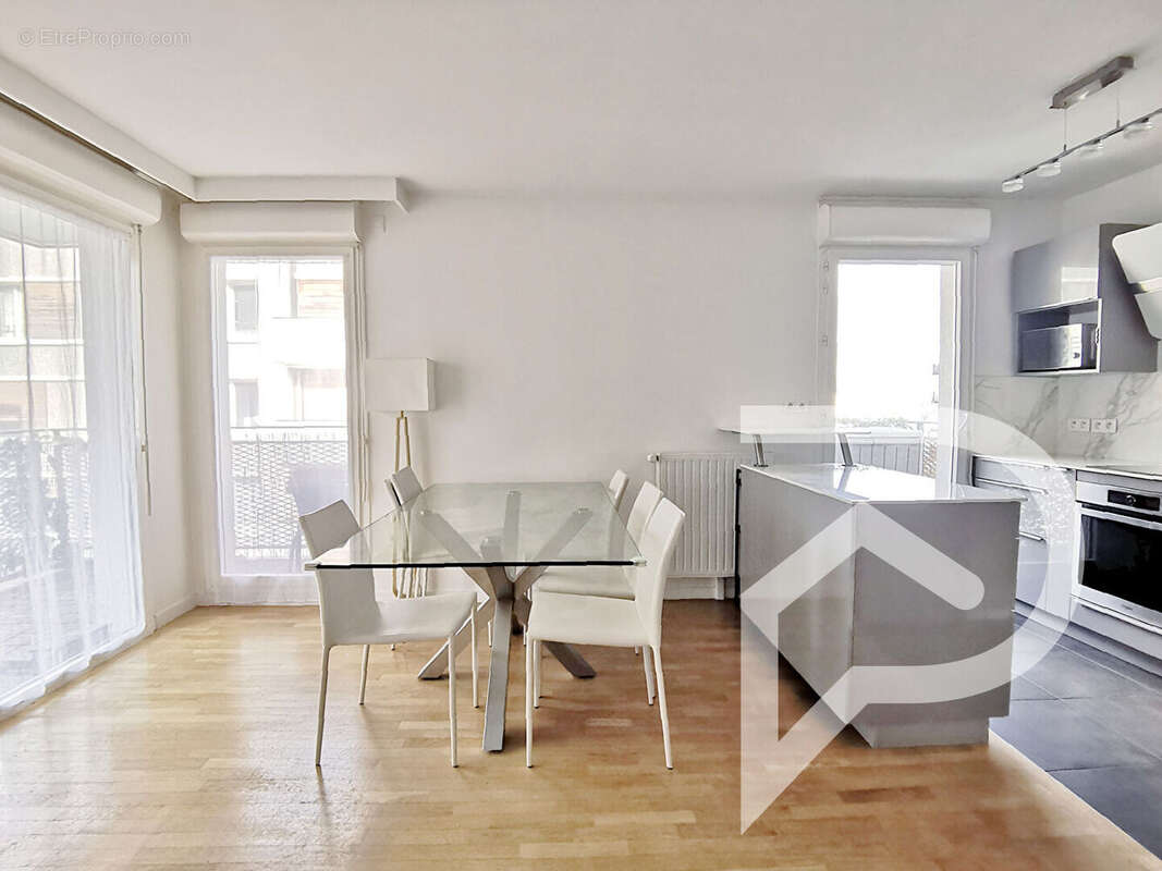 Appartement à VITRY-SUR-SEINE