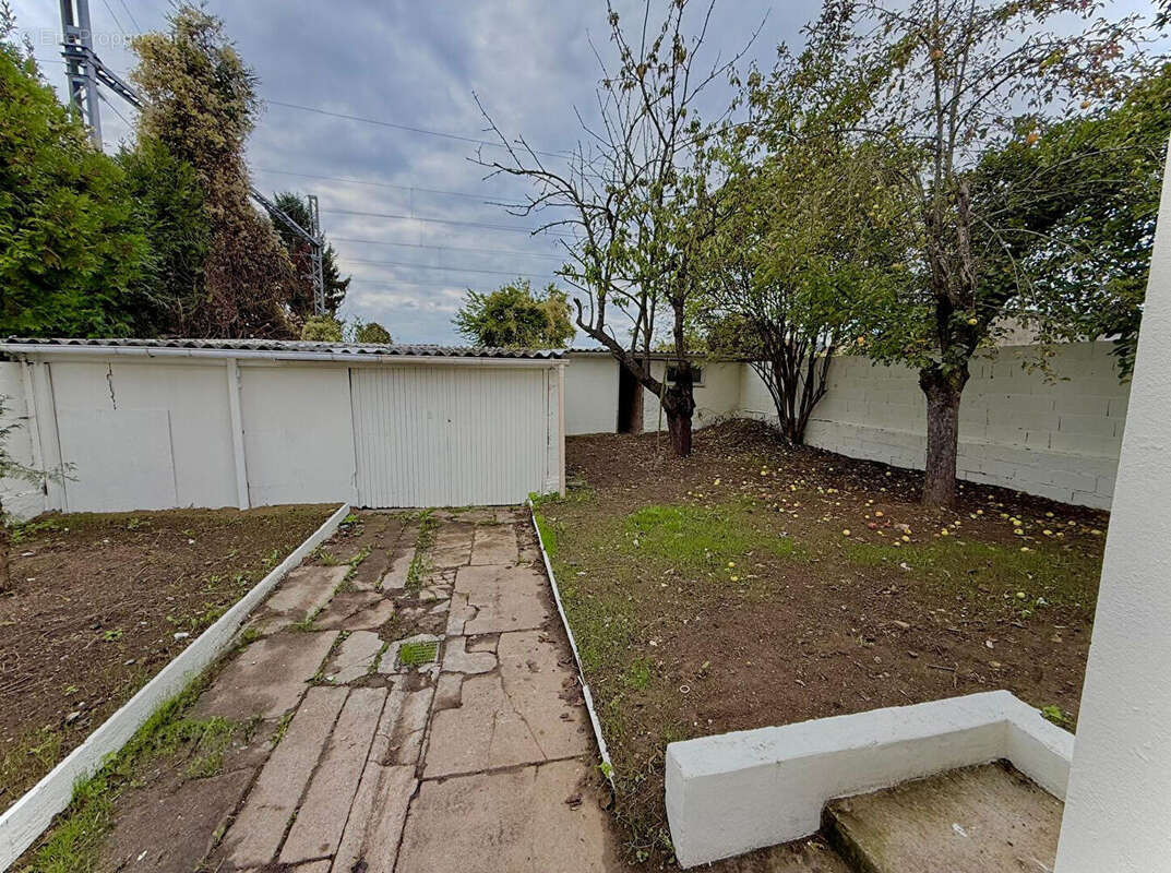 Maison à GOUSSAINVILLE