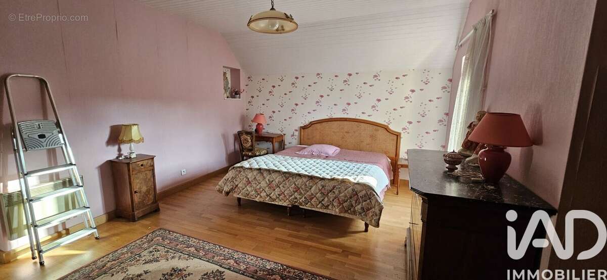 Maison 142 m² à Ray-Sur-Saone  - photo 4