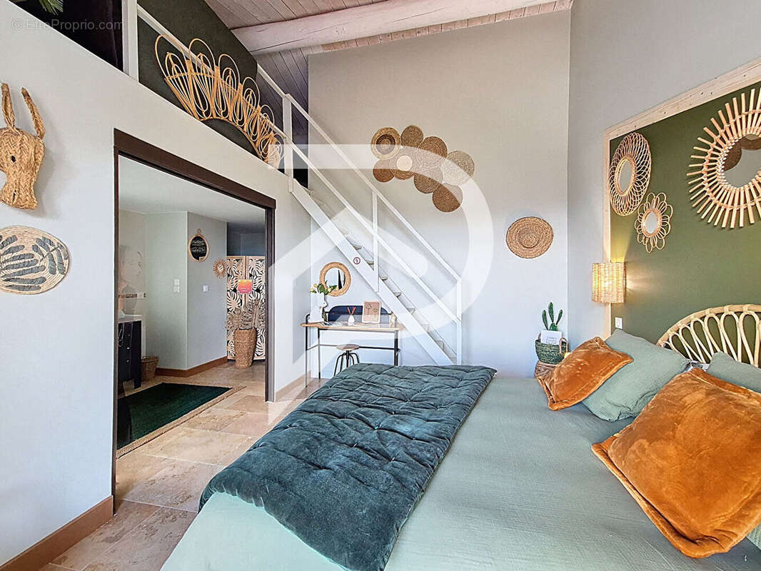 Maison à PIERRELATTE