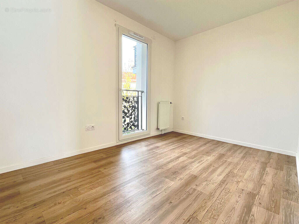 Appartement à JOUY-LE-MOUTIER