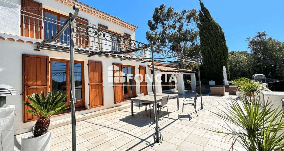 Maison à FREJUS