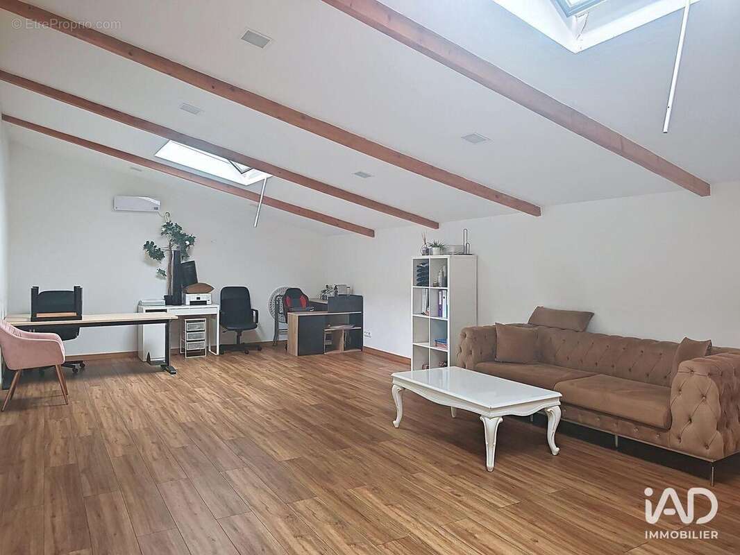 Photo 8 - Commerce à VIRY-CHATILLON