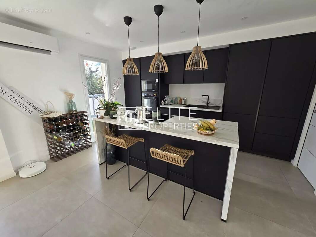 Maison à SAINT-VALLIER-DE-THIEY