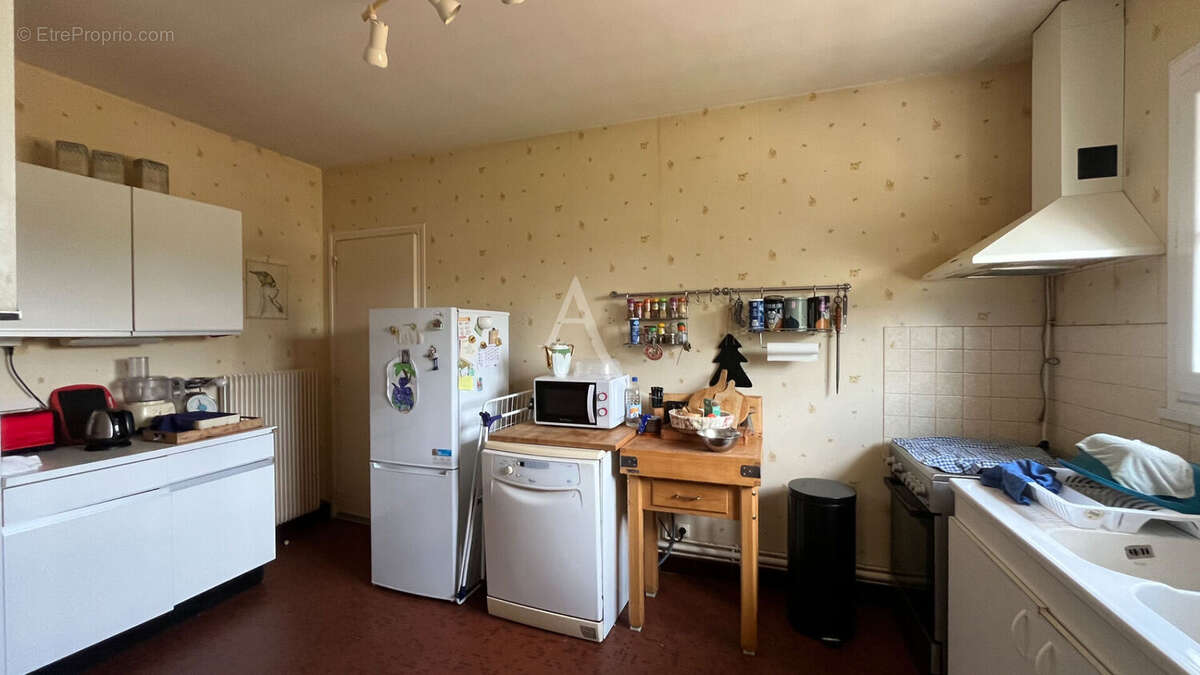 Vineuil - proche commerces - photo 9