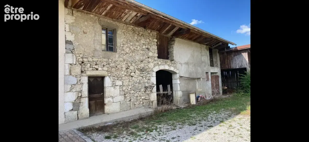 Vieux Vieugy :  compromis appartement / maison de Village triplex - photo 9