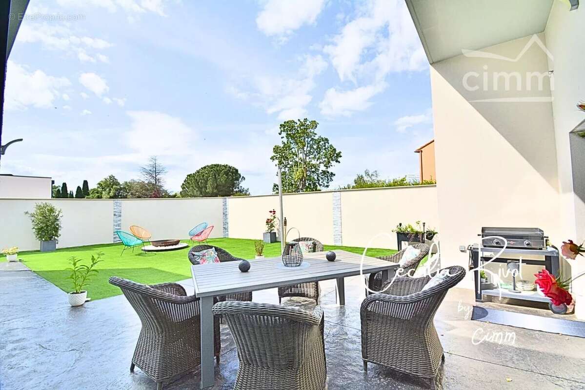 Llupia (66) villa d’exception contemporaine  avec piscine interieur - photo 22
