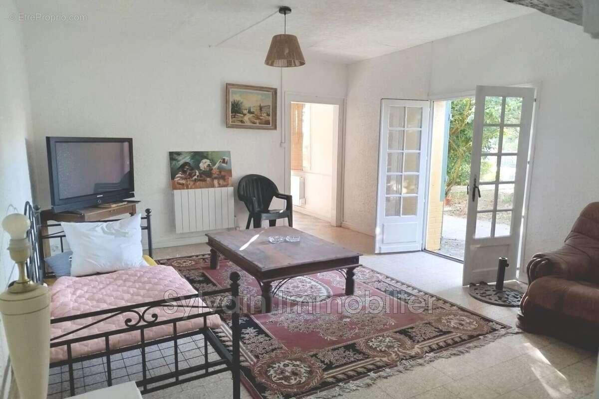 Maison 64 m² à Forges-Les-Eaux  - photo 3