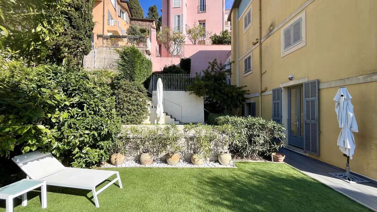 Appartement à MENTON