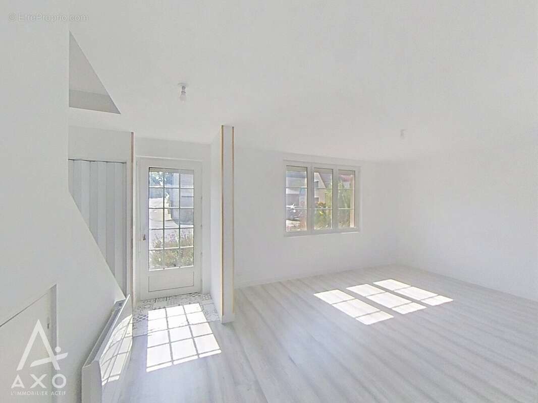 Maison 65 m² à Conteville  - photo 2