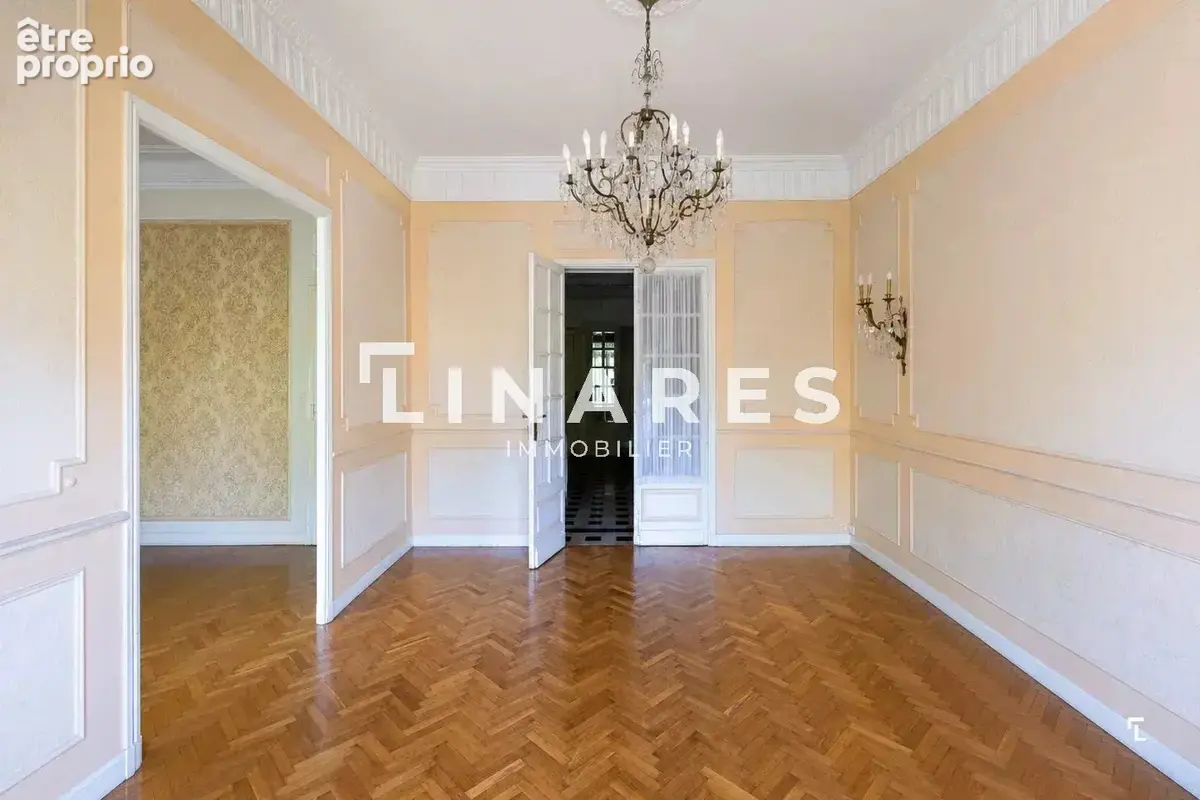 LE BOURGEOIS - Appartement T4 de 126m2 - Terrasse - 13008 - photo 4