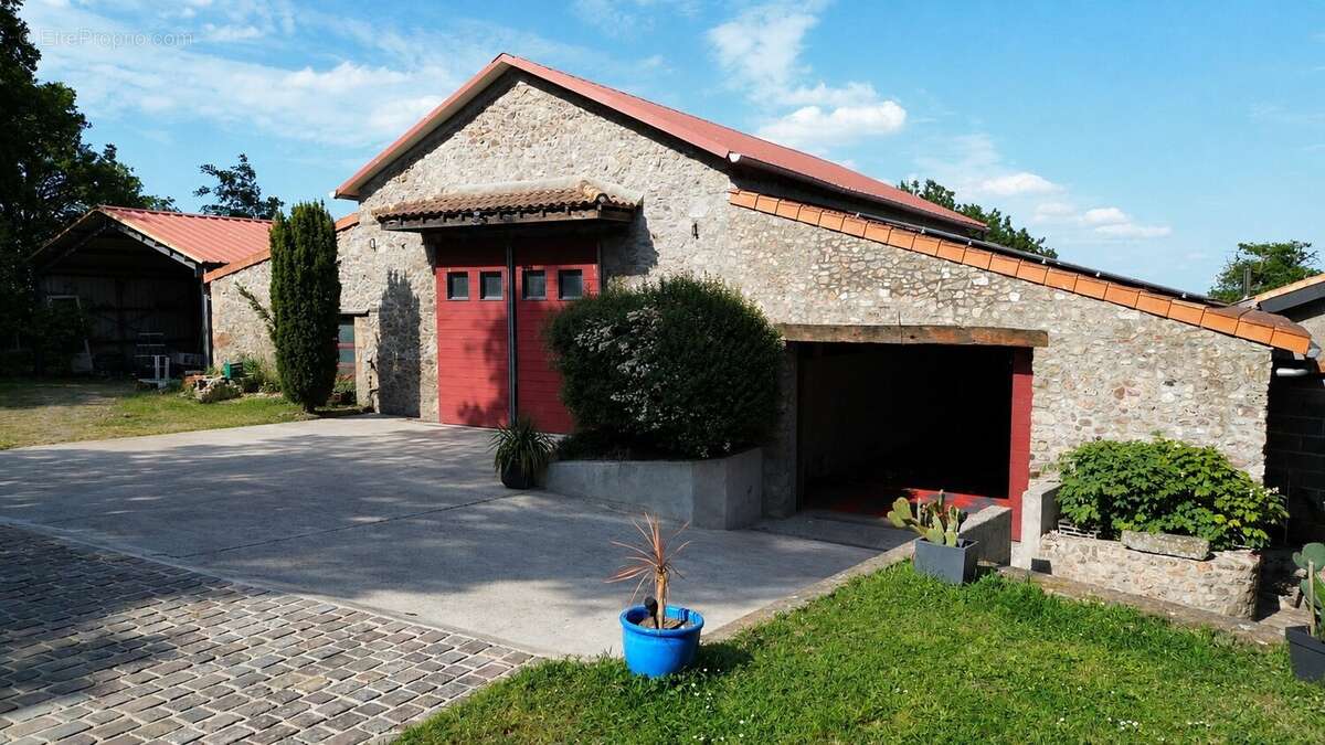 Maison à BRESSUIRE