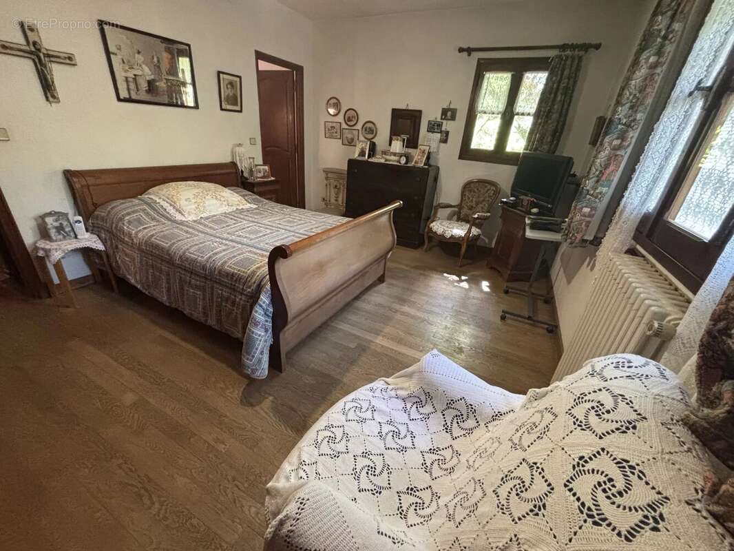 Maison à TOURRETTES-SUR-LOUP