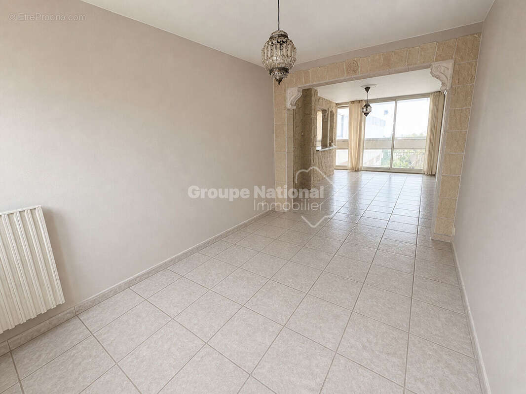 Appartement à MARSEILLE-15E