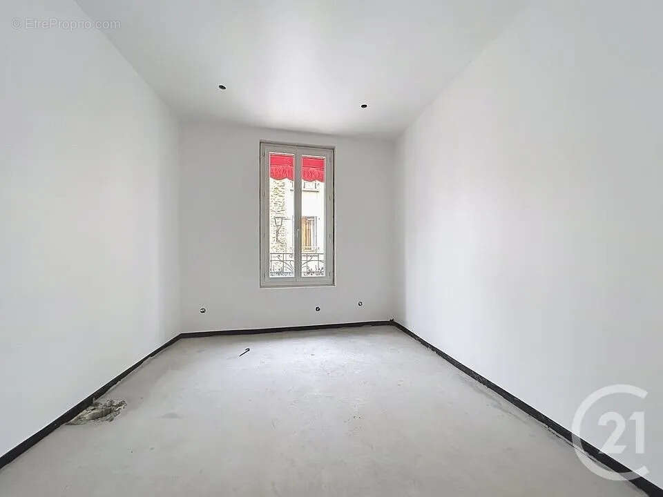 Autre à MELUN
