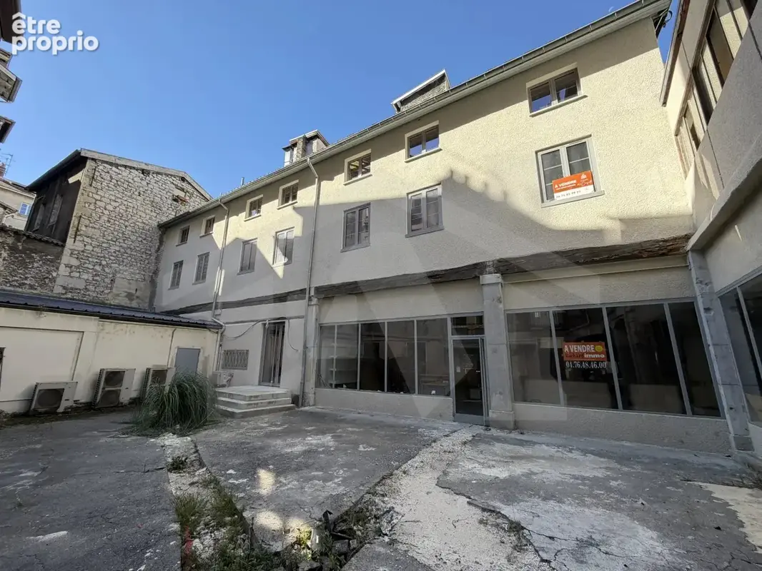 Batiment rue saint Jacques 237m2 - photo 3