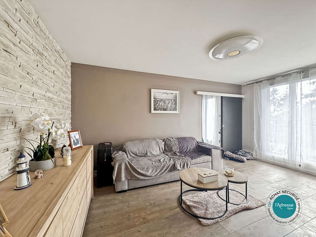 Appartement à MENNECY