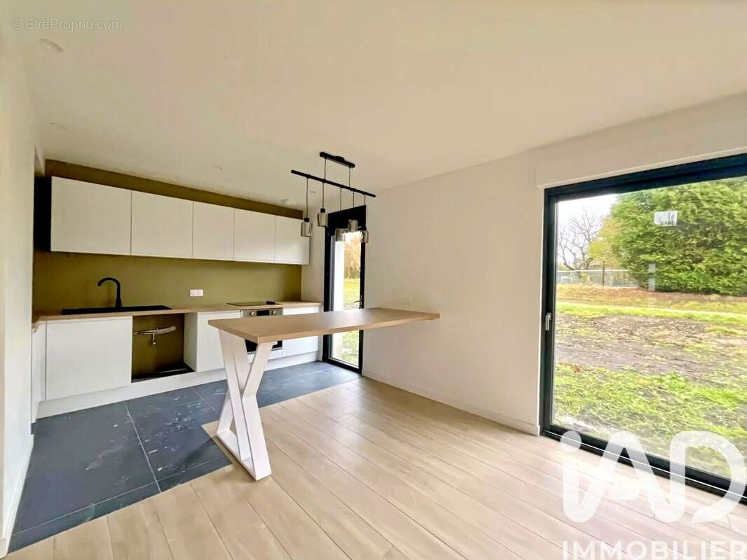 Photo 2 - Maison à ROOST-WARENDIN