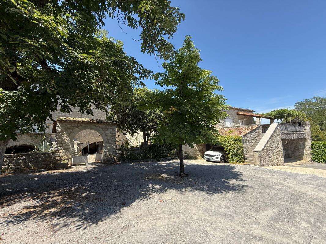 Maison à SAINT-ALBAN-AURIOLLES