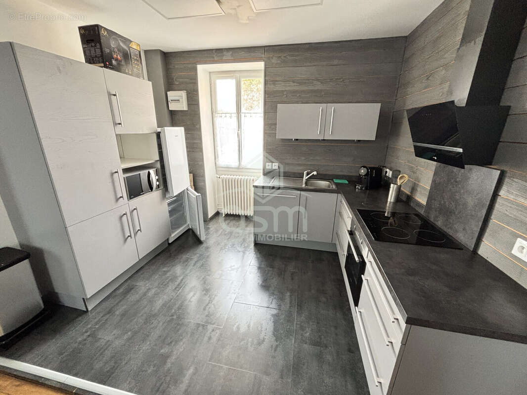 Maison à SAINTE-MAURE-DE-TOURAINE