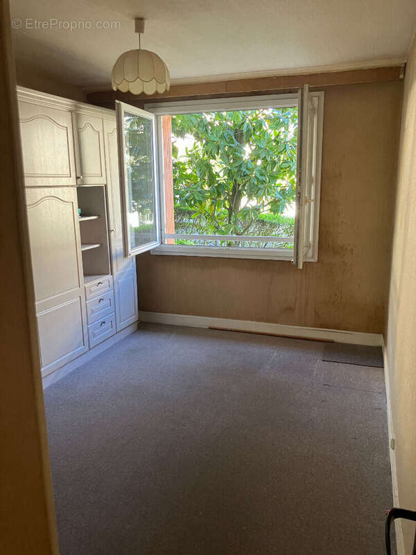 Appartement à SURESNES