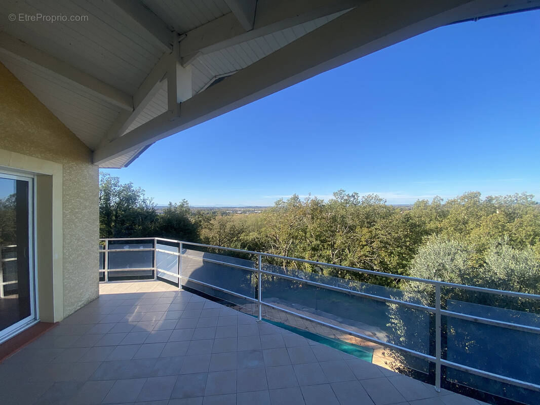 Maison à LACROIX-FALGARDE