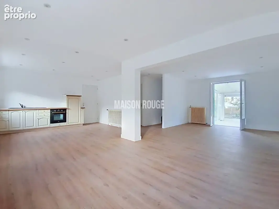 Coup de coeur à PLOUFRAGAN - Maison rénovée, au calme en impasse, avec garage, sous-sol complet et jardin clos - photo 3