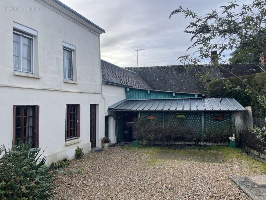 Maison à BEAUMONT-LE-ROGER