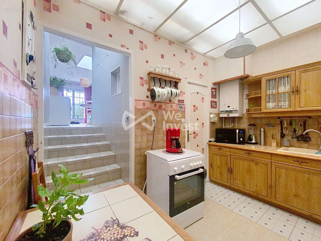 Maison à PONT-SUR-SAMBRE