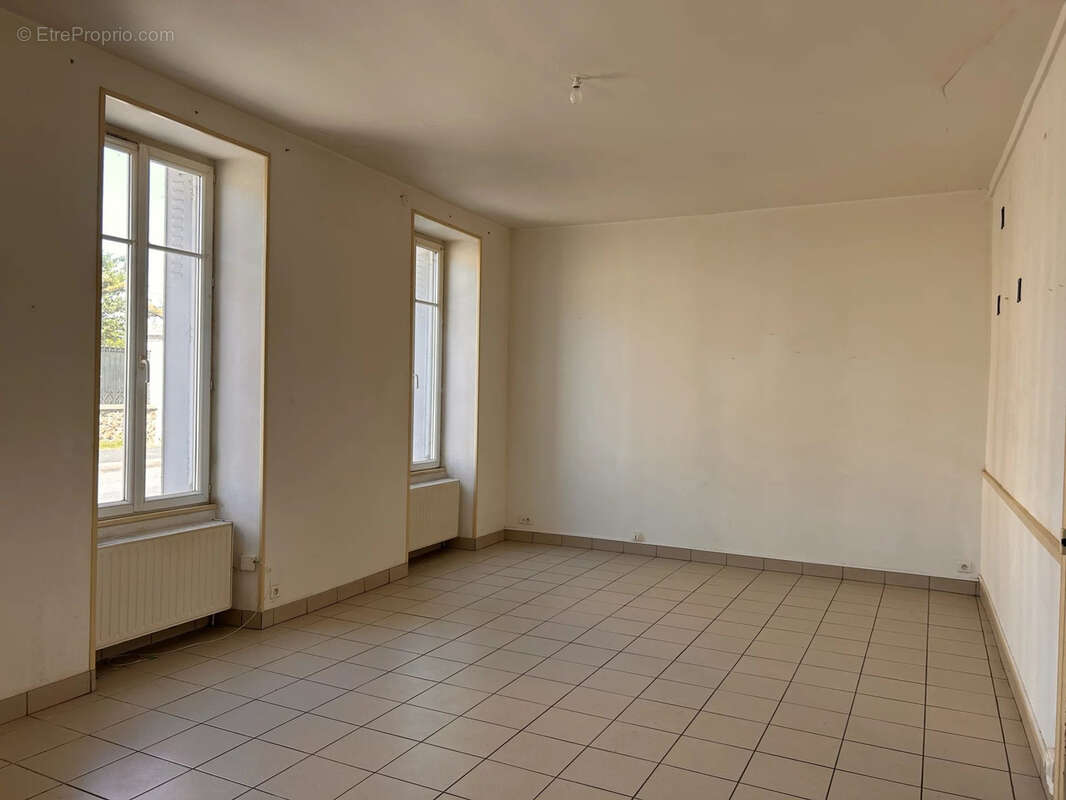 Maison à SAINT-GAULTIER