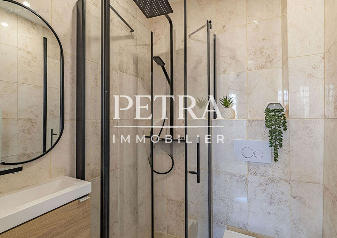 Maison à LE KREMLIN-BICETRE