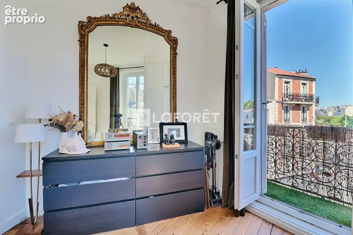Magnifique 3 pièces à GARIBALDI avec balcon et vue dégagée au pied du Métro - photo 8