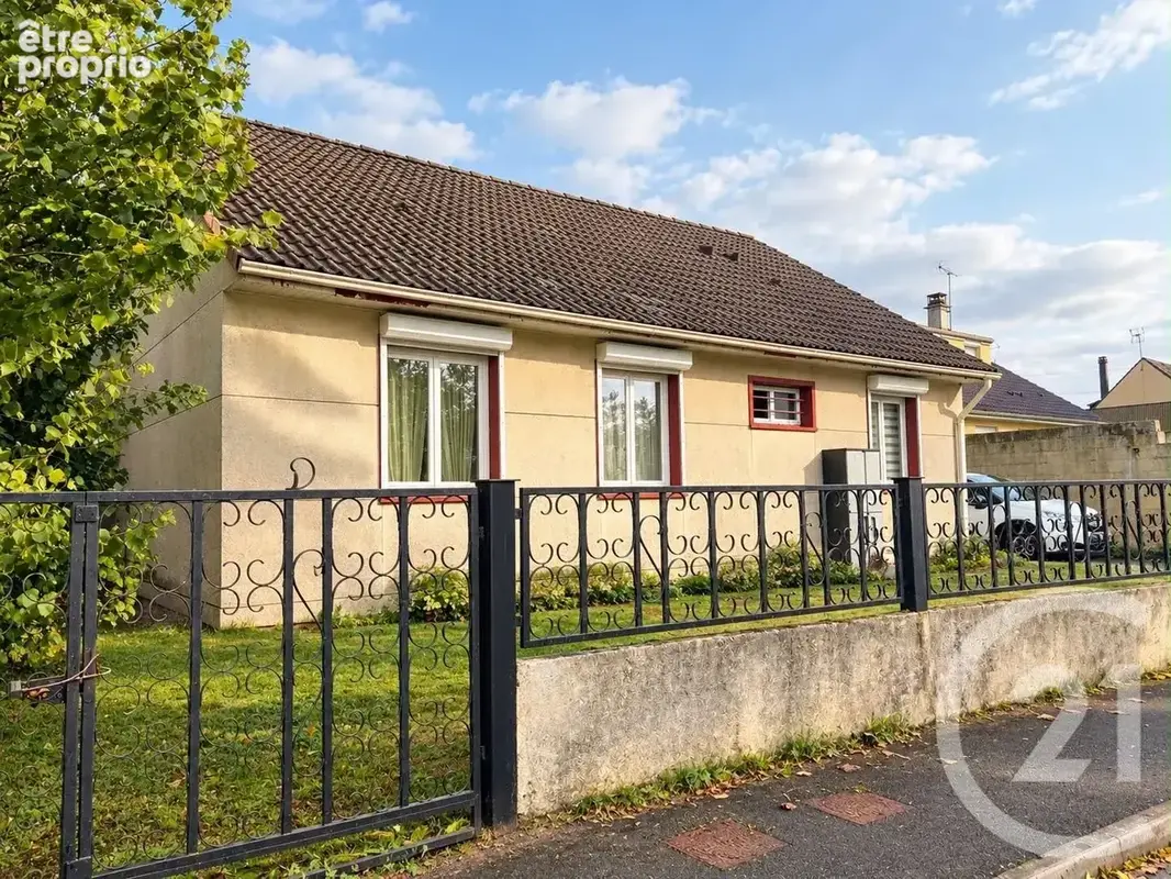 Maison 4 pièces 82 m² à vendre à Moussy-Le-Neuf (77230) - photo 1