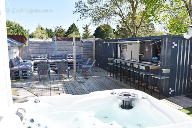 Terrain à SAINT-PIERRE-D&#039;OLERON