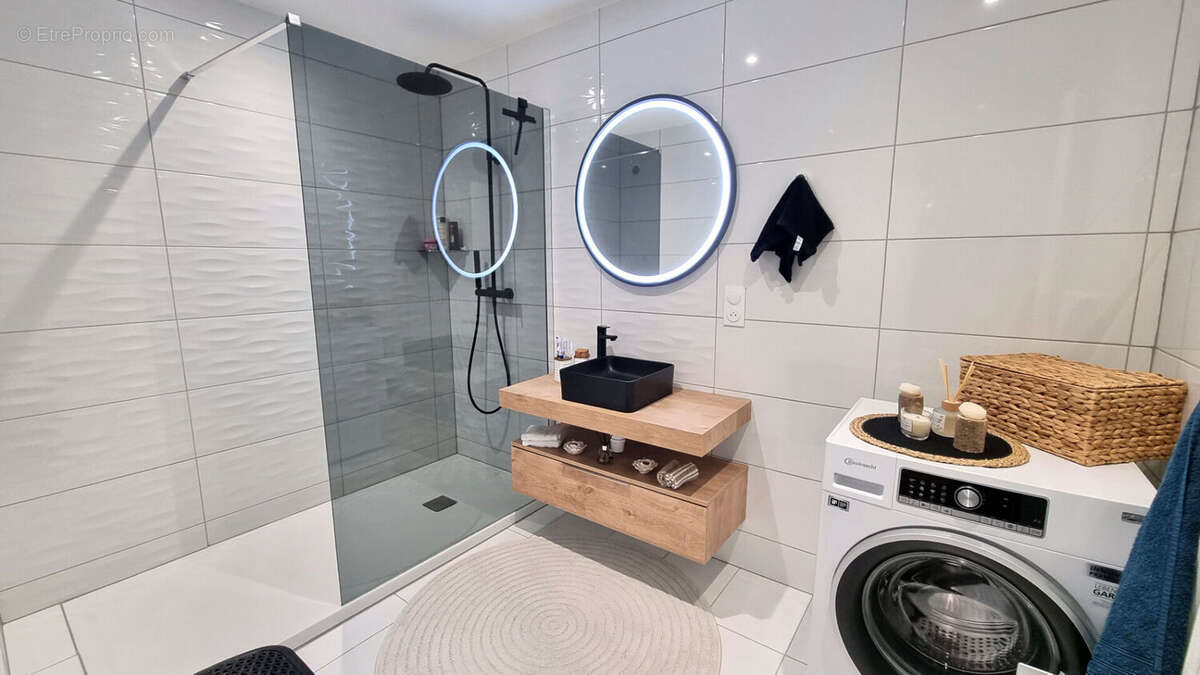 Appartement à CLUSES