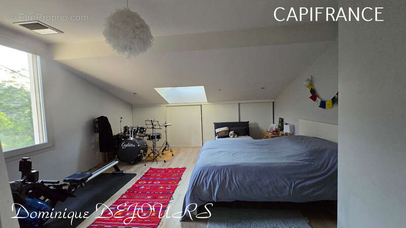 Maison à SAINT-FORTUNAT-SUR-EYRIEUX