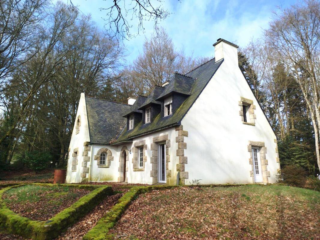 Maison à SAINT-GONNERY