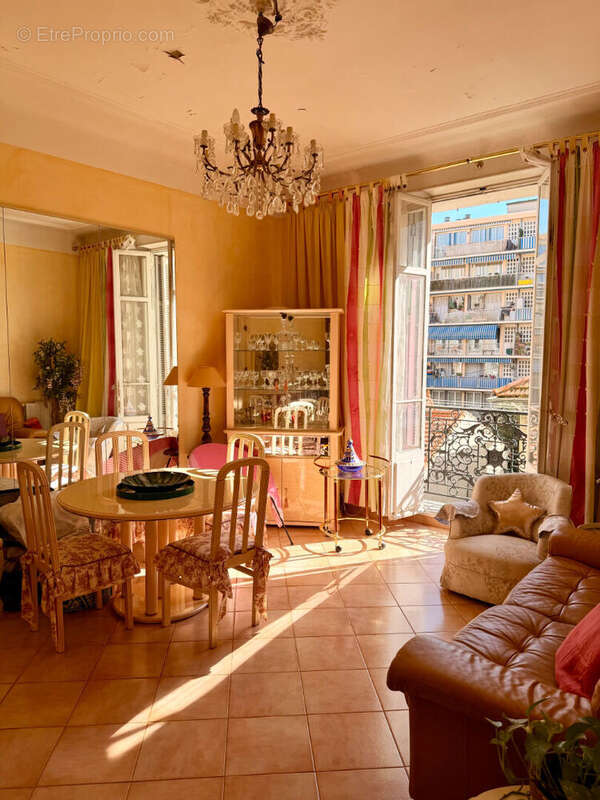 Appartement Marseille 3 pièce(s) 70 m2 - photo 3