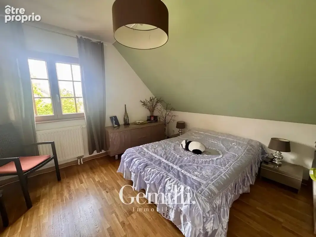 Belle maison familiale de 119 m² sur un terrain de 584 m². - photo 8