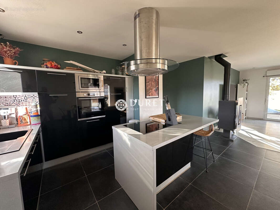 Maison à LA MERLATIERE