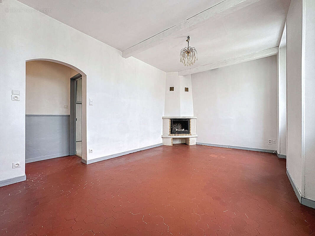 Appartement à MARSEILLE-12E