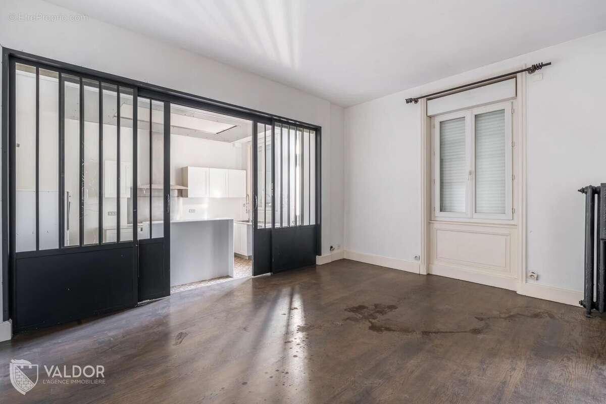 Maison à VILLEFRANCHE-SUR-SAONE