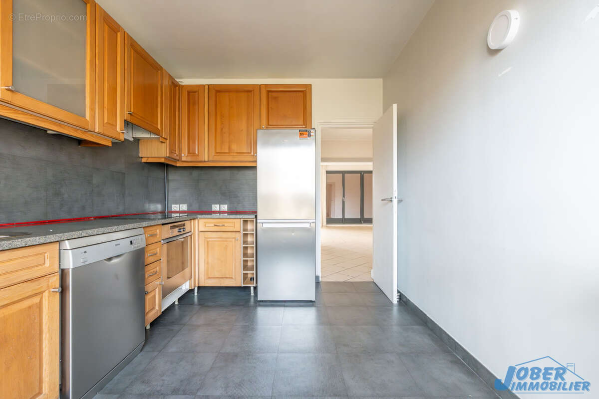 Appartement à NOGENT-SUR-MARNE