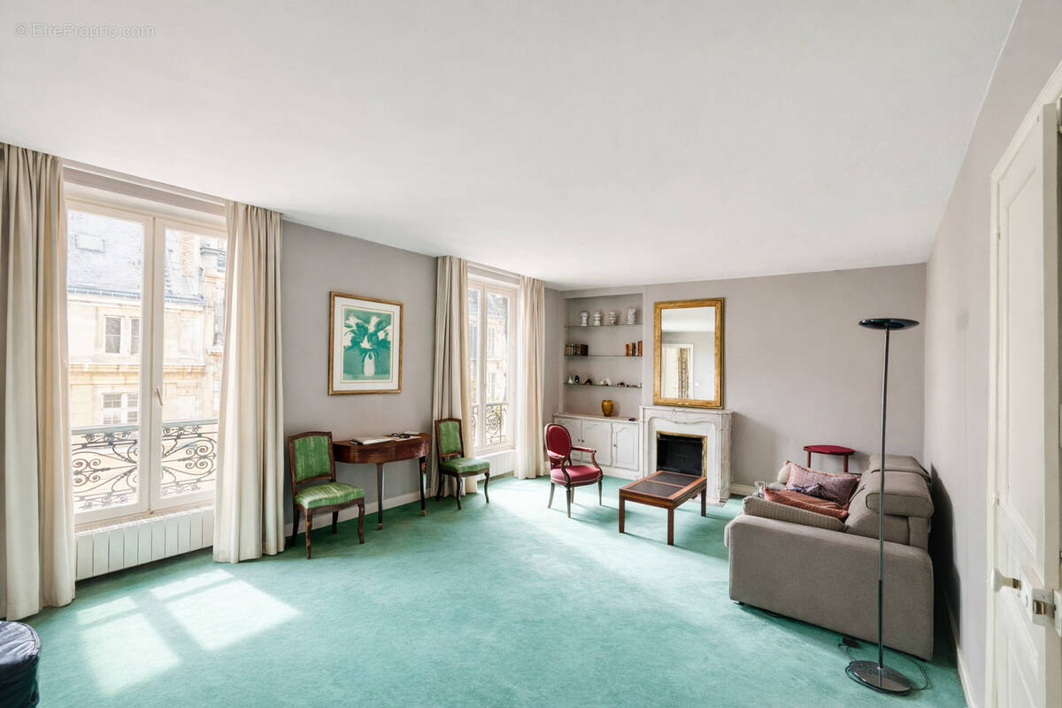 Appartement à PARIS-5E