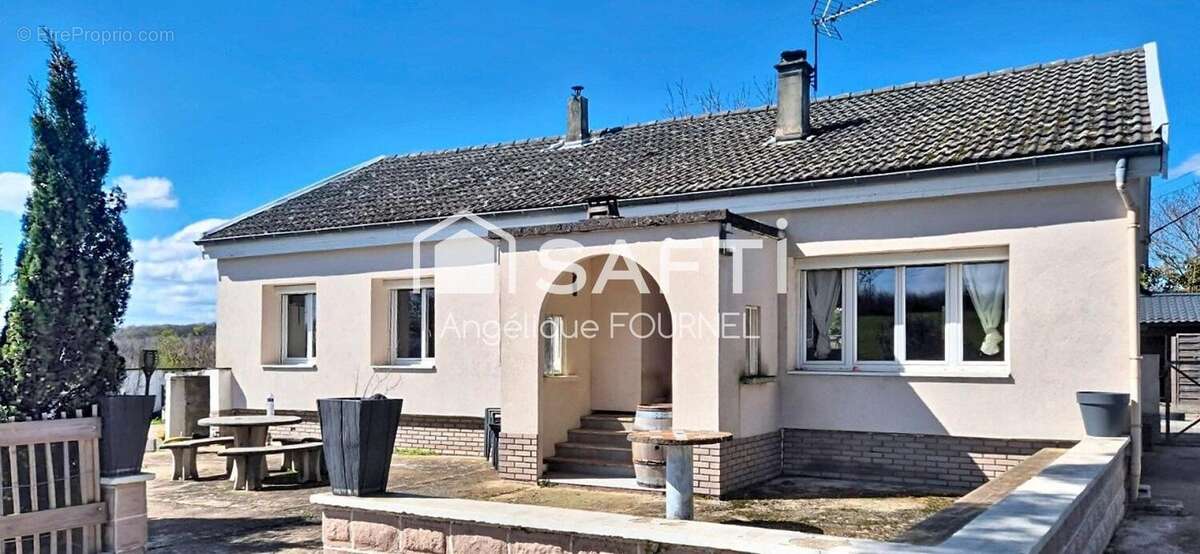 Photo 3 - Maison à SIMANDRES