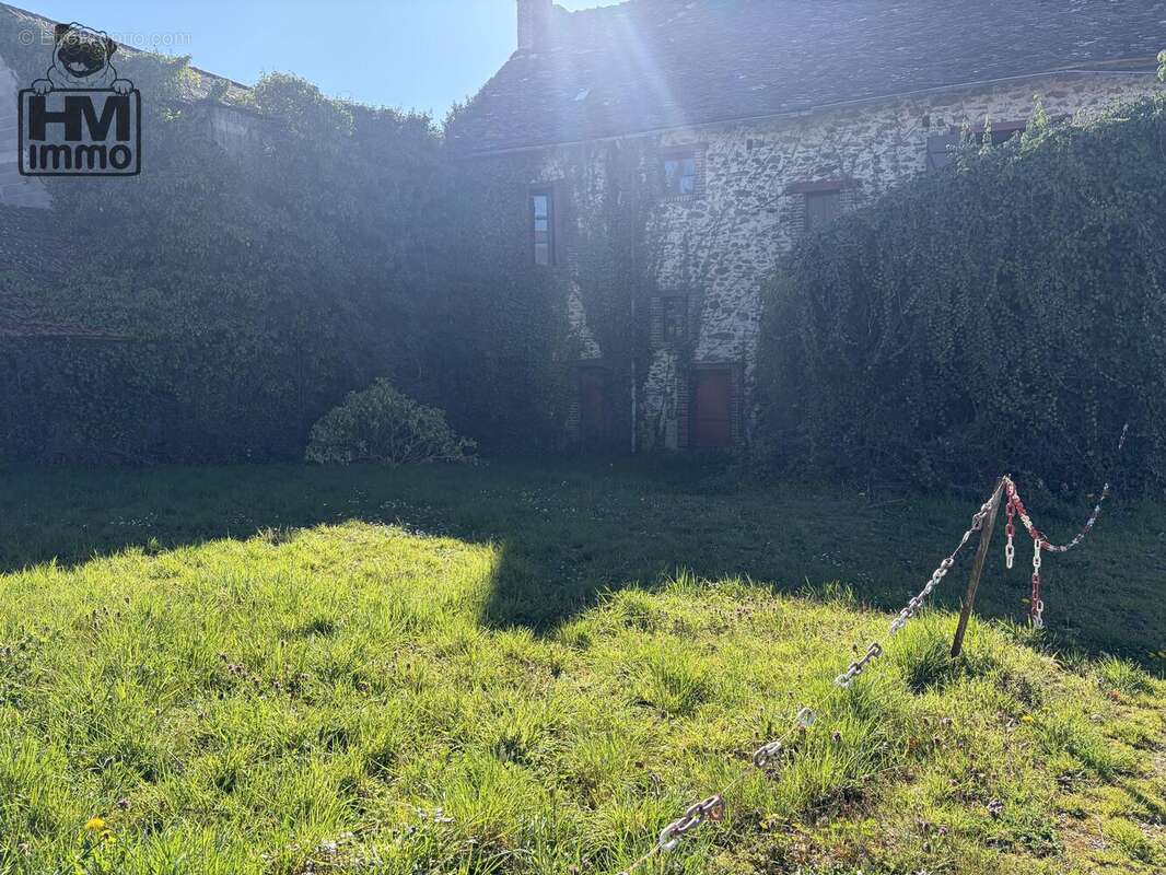 n°1 - Maison à LUBERSAC