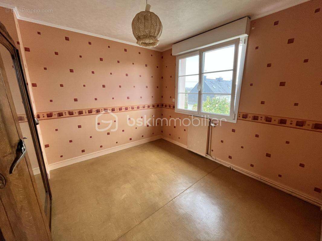 Maison Familiale - Idéal Premier Achat ou Projet de Rénovation ! - photo 10